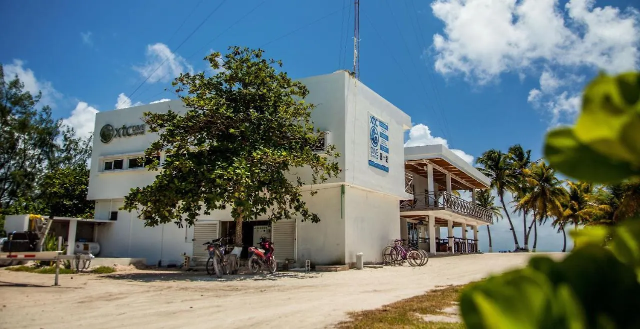 Flying Cloud Hotel Xcalak